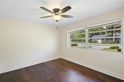 420 FAIRVIEW AVENUE Deland, FL 32724