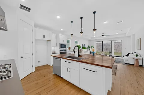 1340 Castalo Lane