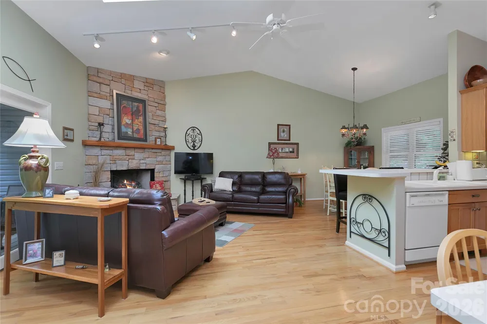 2641 Connestee Trail #L7/U68 Brevard, NC 28712