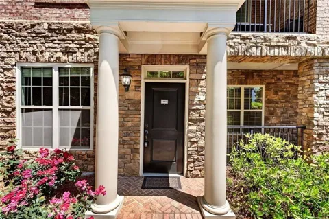 2300 Peachford Road #4002