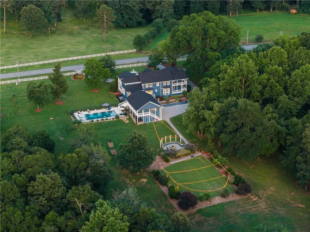 1857 Hardman Rd Clarkesville, GA 30523