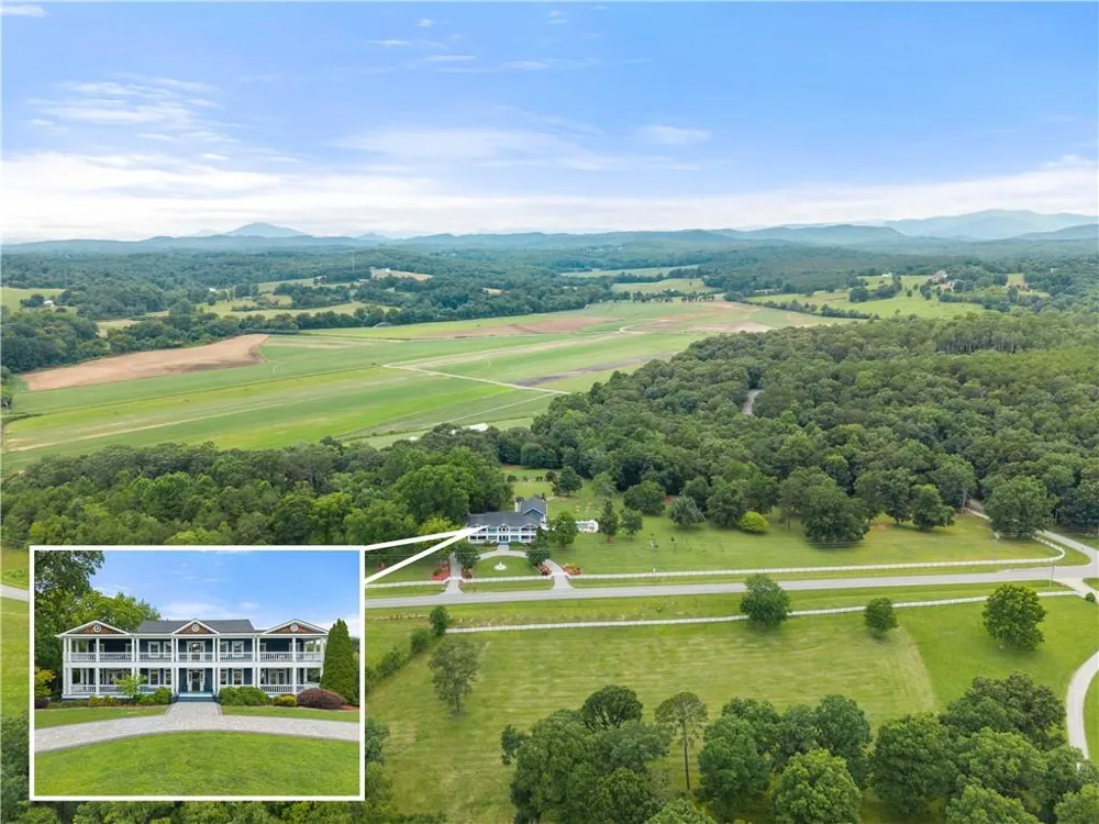 1857 Hardman Rd Clarkesville, GA 30523
