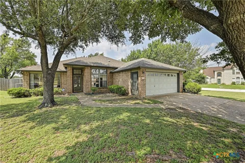 200 Shawnee Trail