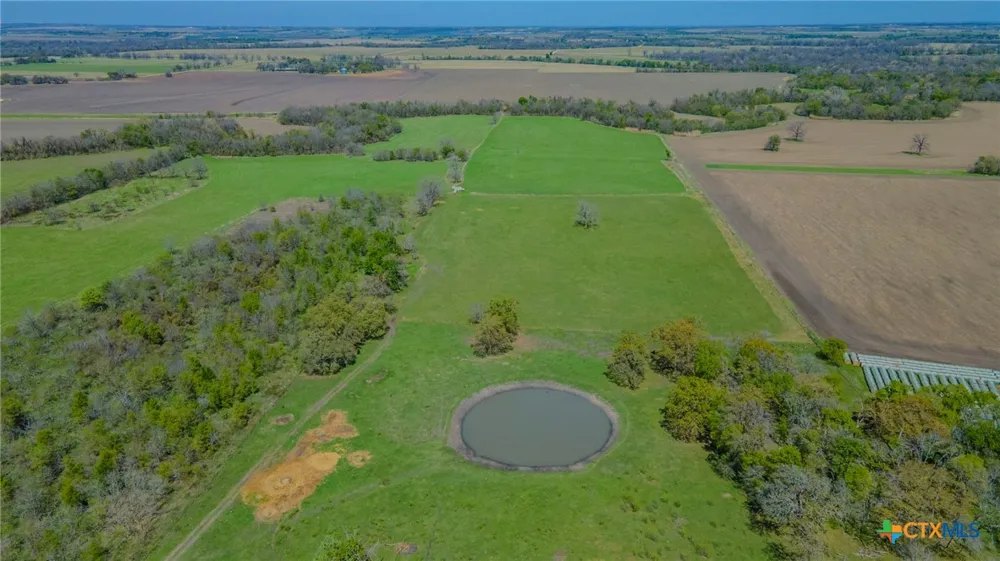 1500 County Road 405 Buckholts, TX 76518