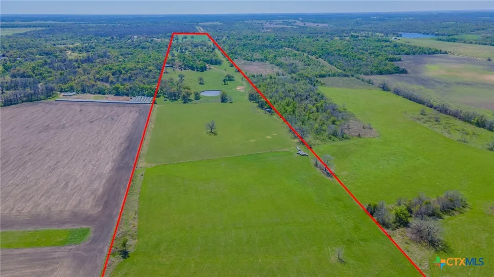 1500 County Road 405 Buckholts, TX 76518