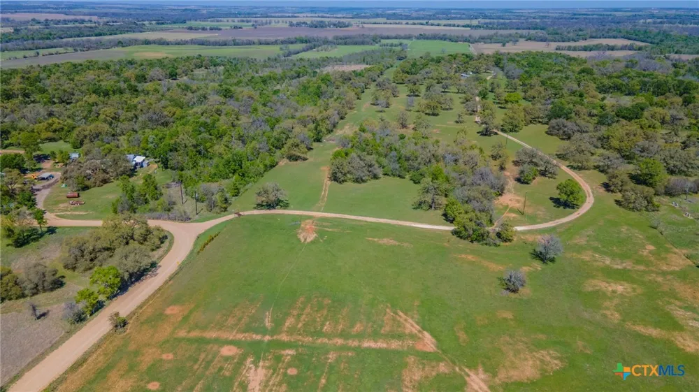 1500 County Road 405 Buckholts, TX 76518