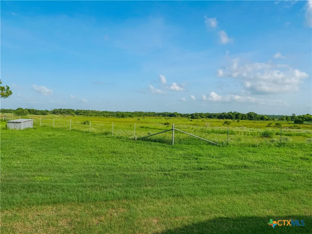 505 Black Bayou Rd #2 Road Bloomington, TX 77951