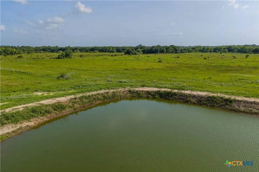 505 Black Bayou Rd #2 Road Bloomington, TX 77951
