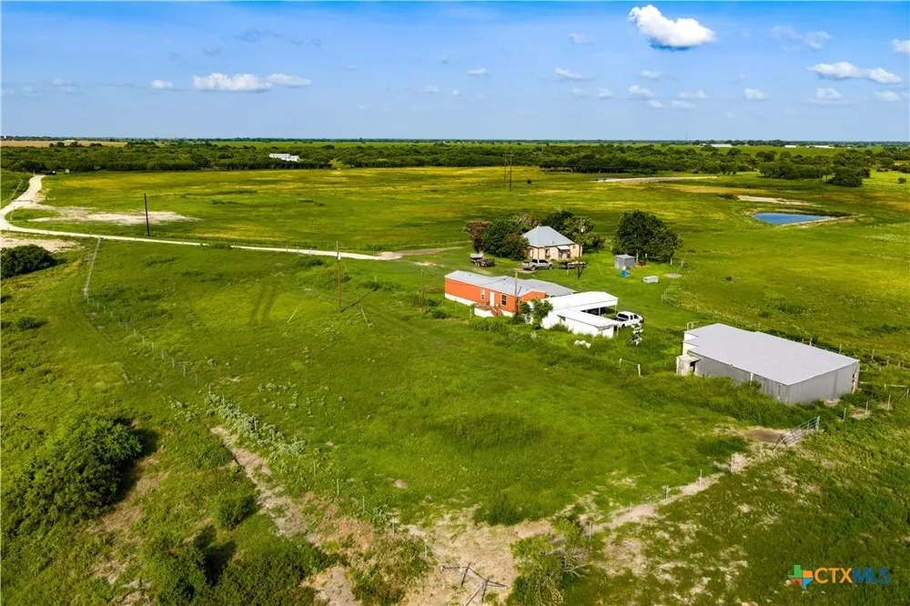 505 Black Bayou Rd #2 Road Bloomington, TX 77951