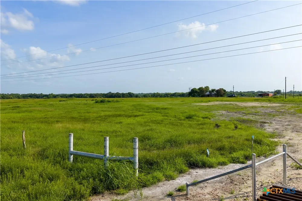 505 Black Bayou Rd #2 Road Bloomington, TX 77951