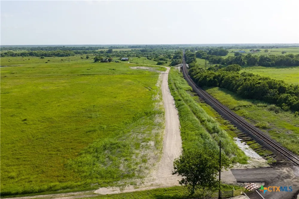 505 Black Bayou Rd #2 Road Bloomington, TX 77951