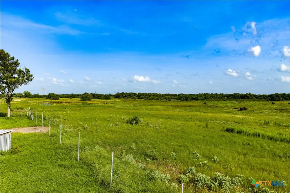 505 Black Bayou Rd #2 Road Bloomington, TX 77951