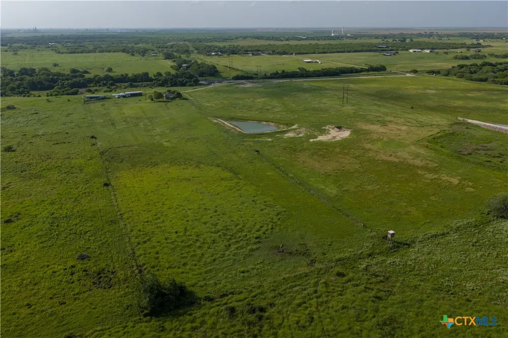 505 Black Bayou Rd #2 Road Bloomington, TX 77951