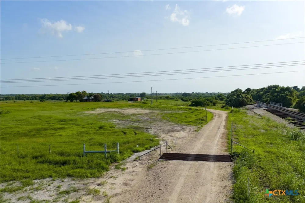 505 Black Bayou Rd #2 Road Bloomington, TX 77951