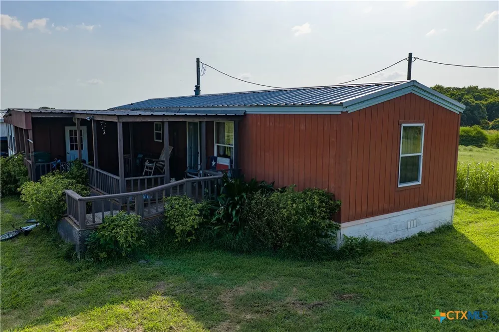 505 Black Bayou Rd #2 Road Bloomington, TX 77951