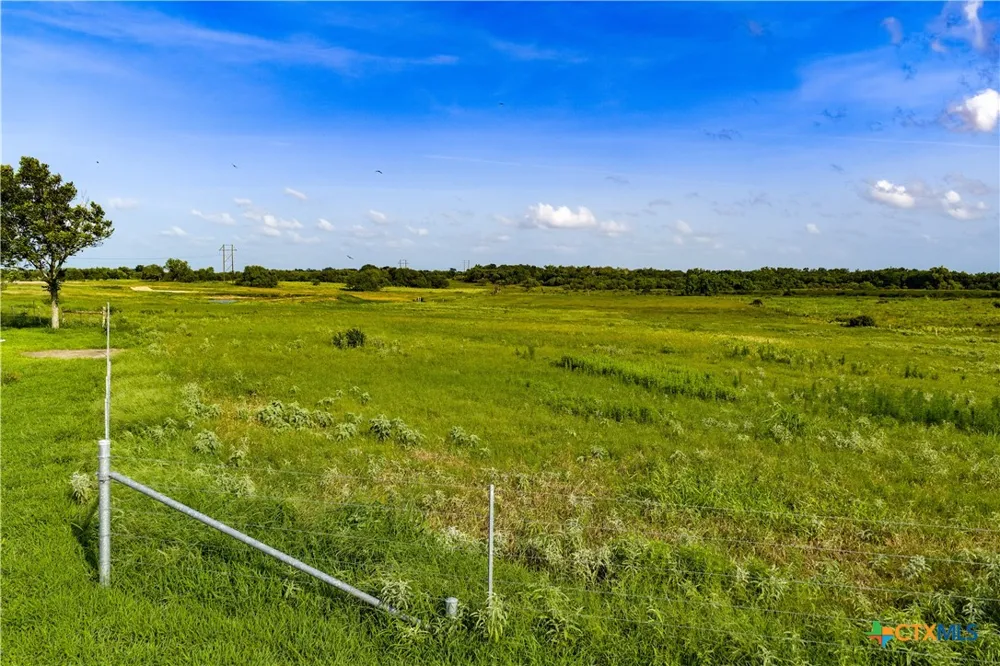 505 Black Bayou Rd #2 Road Bloomington, TX 77951