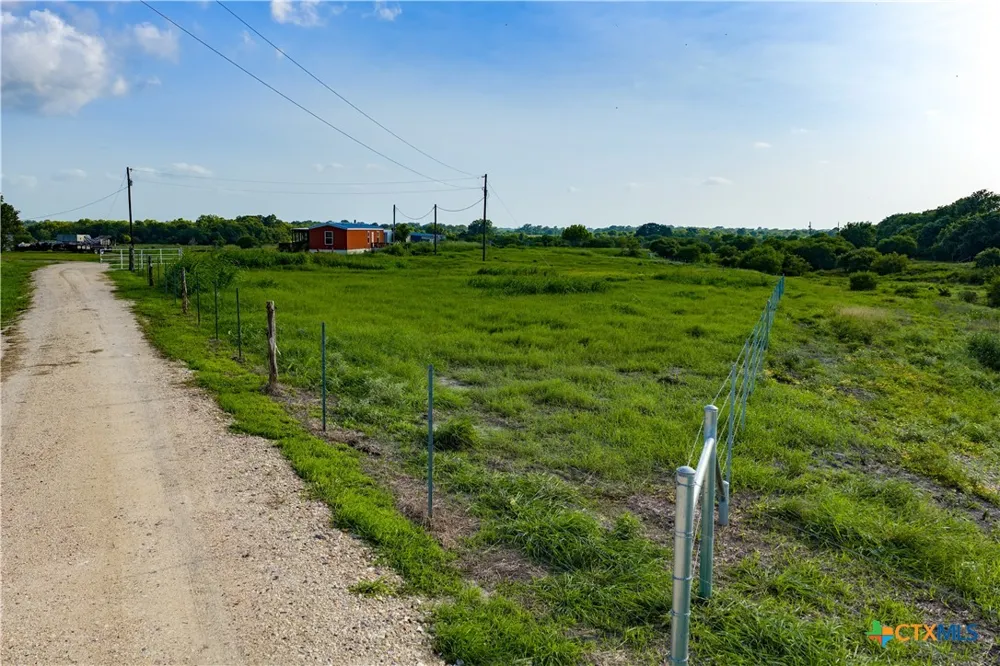 505 Black Bayou Rd #2 Road Bloomington, TX 77951