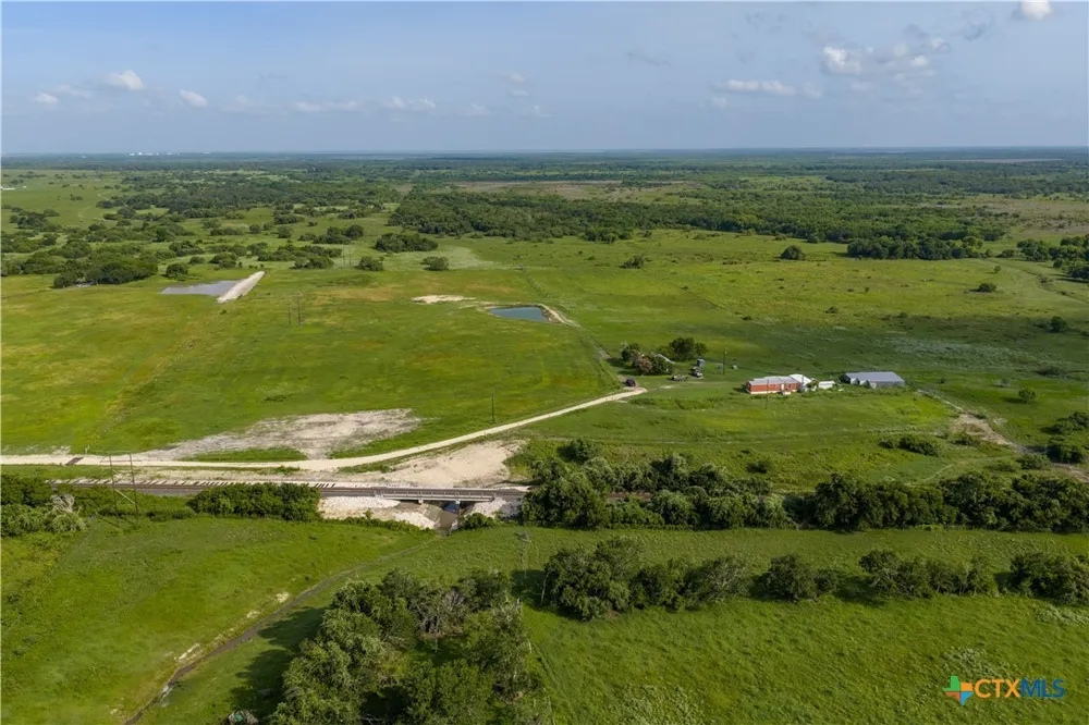 505 Black Bayou Rd #2 Road Bloomington, TX 77951
