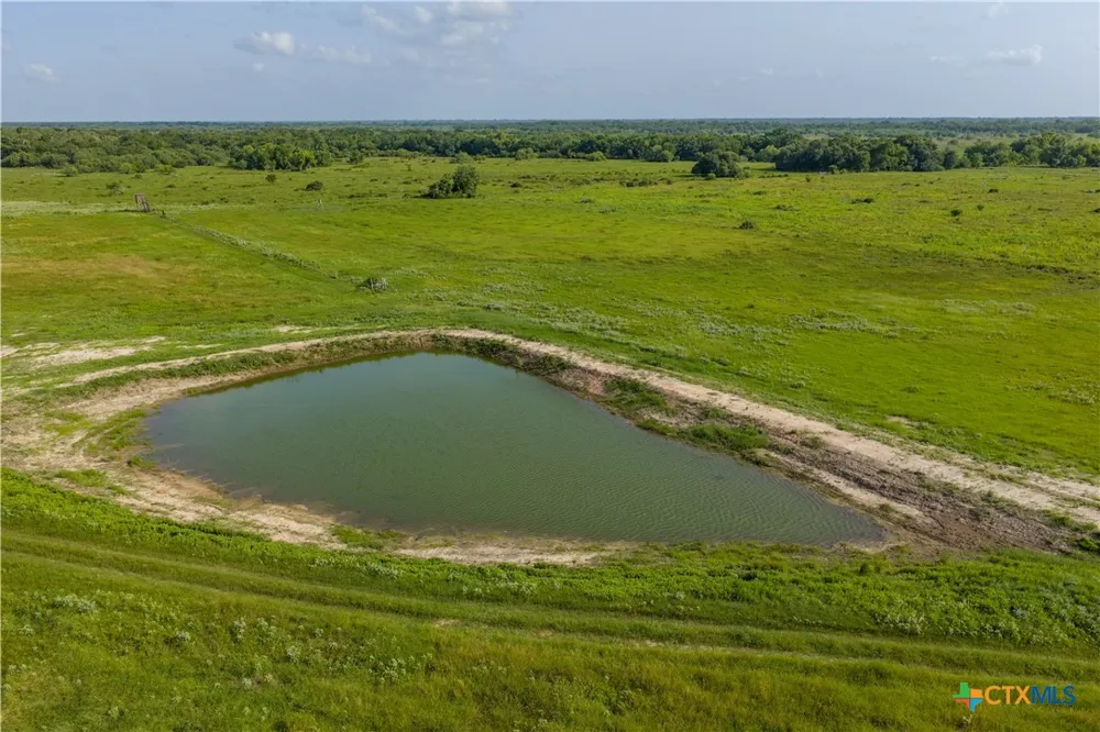 505 Black Bayou Rd #2 Road Bloomington, TX 77951