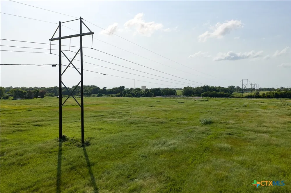 505 Black Bayou Rd #2 Road Bloomington, TX 77951