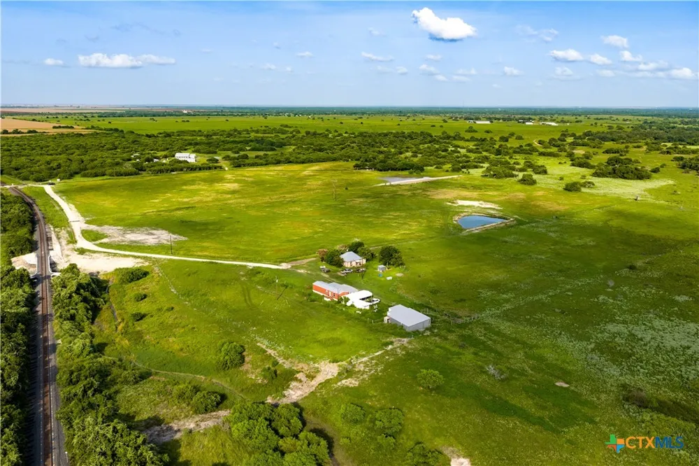 505 Black Bayou Rd #2 Road Bloomington, TX 77951