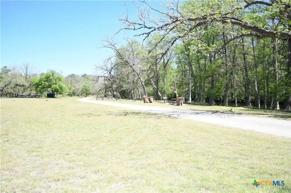 979 Deer Valley Pass Spring Branch, TX 78070