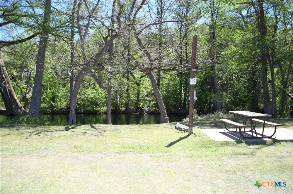 979 Deer Valley Pass Spring Branch, TX 78070