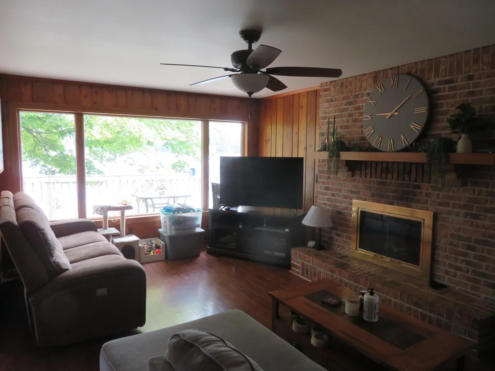 12004 Elmdale Drive Manchester, MI 48158
