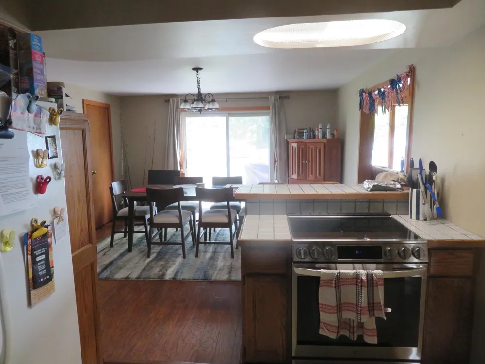 12004 Elmdale Drive Manchester, MI 48158