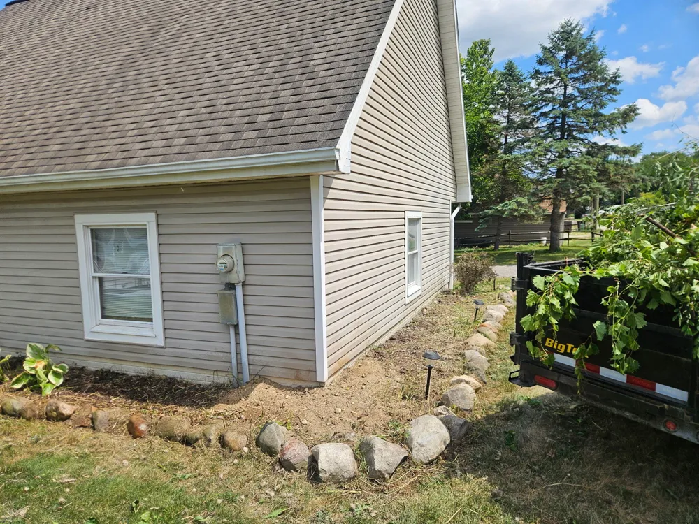 12004 Elmdale Drive Manchester, MI 48158