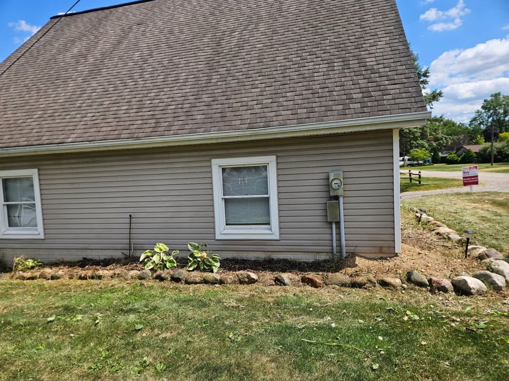 12004 Elmdale Drive Manchester, MI 48158