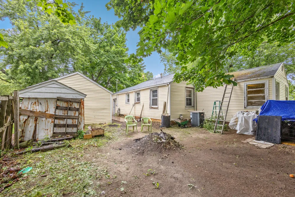 218 Edgar Street Lakeview, MI 48850