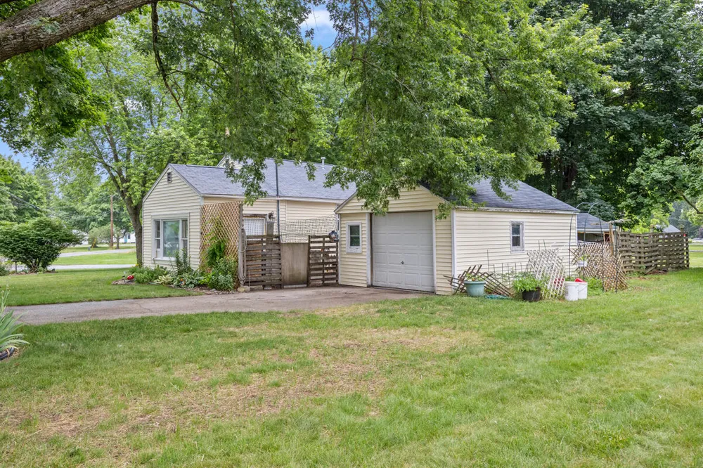 218 Edgar Street Lakeview, MI 48850