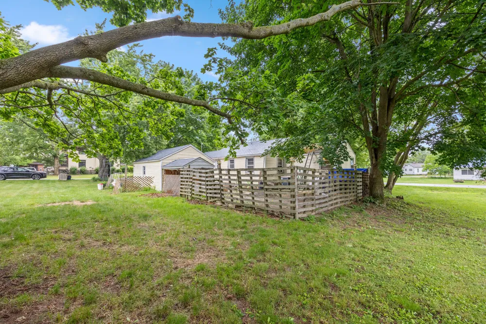 218 Edgar Street Lakeview, MI 48850