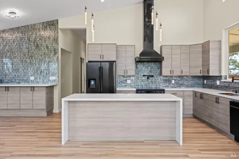 868 Sanel Drive