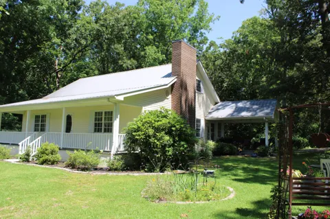 612 Bost Rd