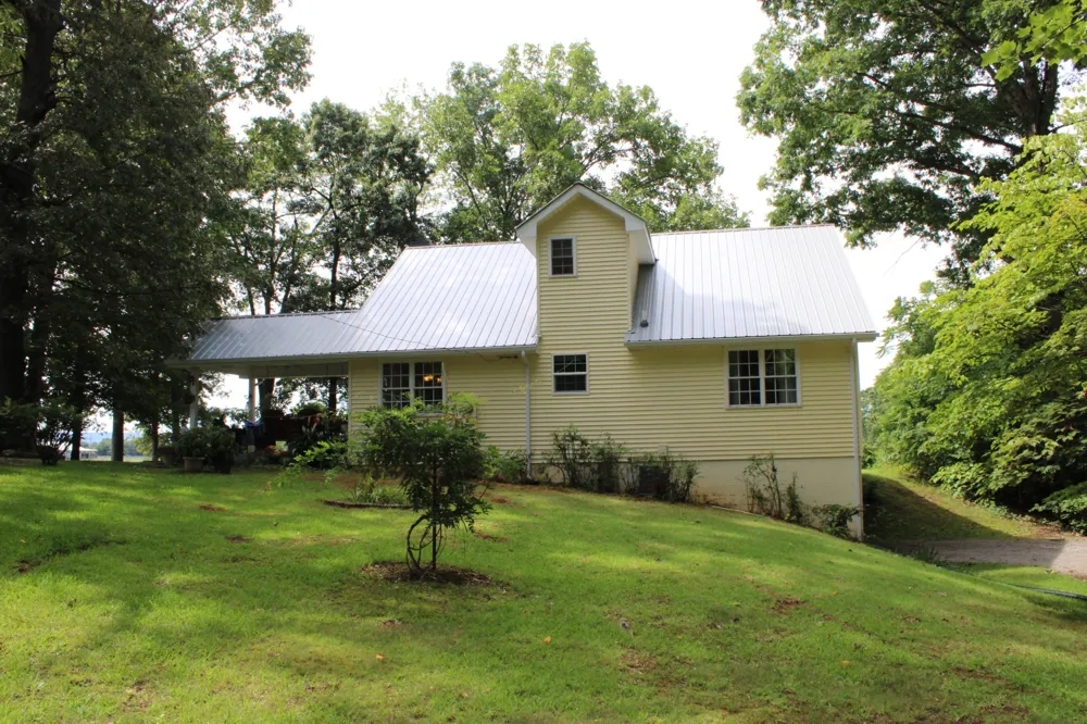 612 Bost Rd McMinnville, TN 37110