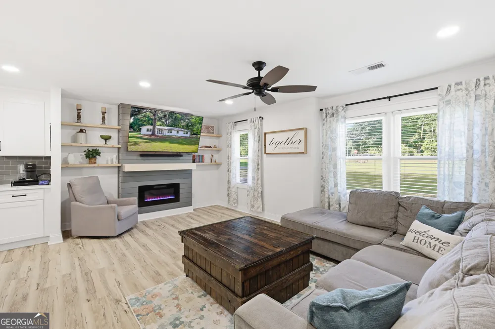 39 Payne DR Comer, GA 30629
