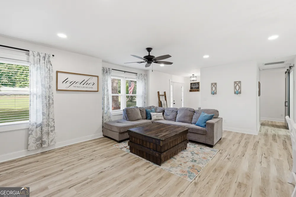 39 Payne DR Comer, GA 30629