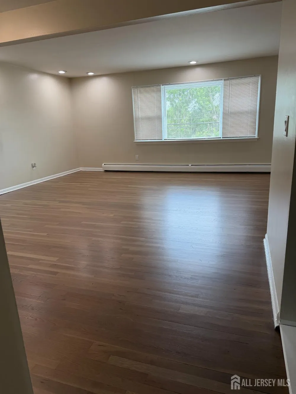 2518 Spruce Street Union, NJ 07083