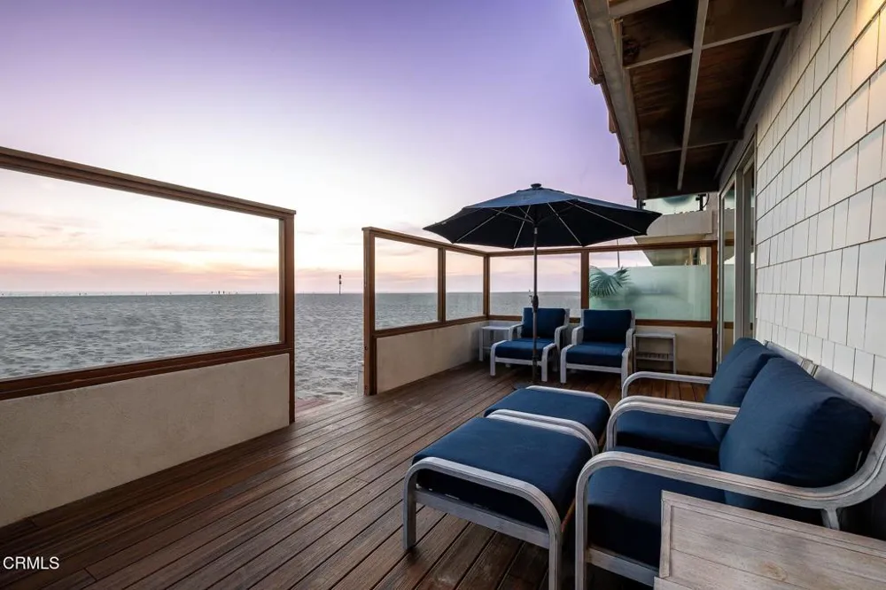 3373 Ocean Drive Oxnard, CA 93035
