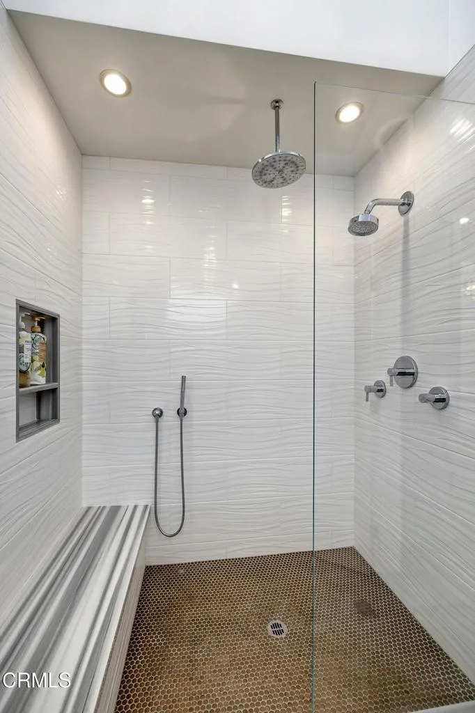 3373 Ocean Drive Oxnard, CA 93035