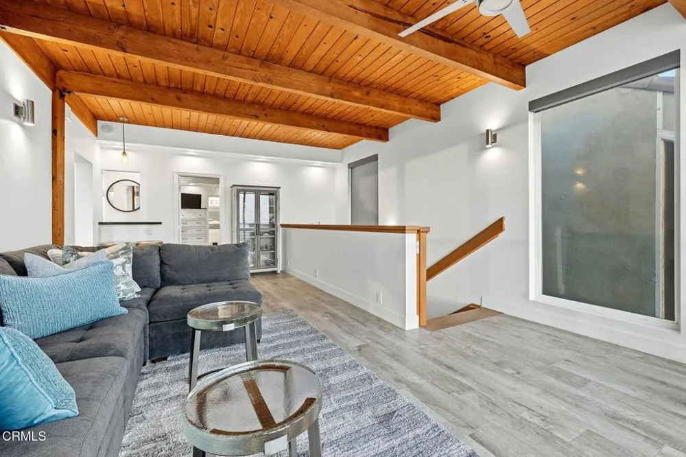 3373 Ocean Drive Oxnard, CA 93035