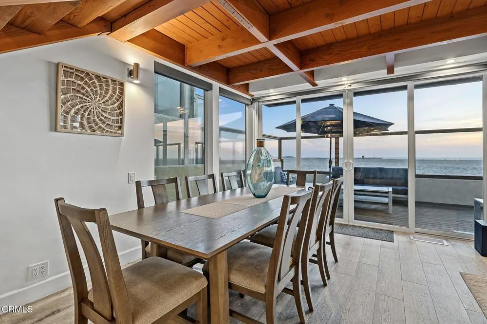 3373 Ocean Drive Oxnard, CA 93035