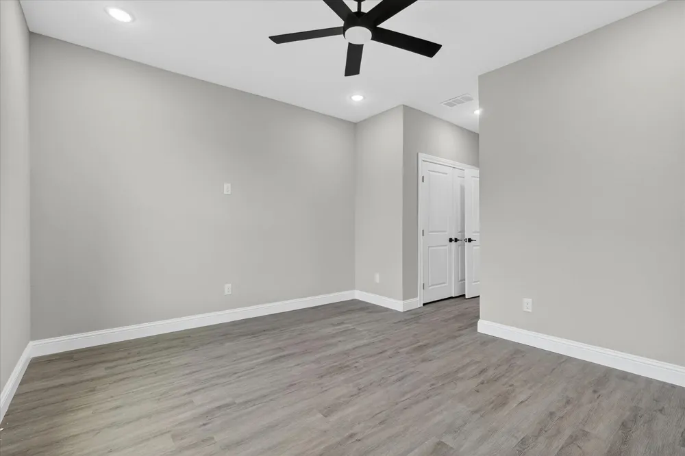 804 Premier Grand Prairie, TX 75051