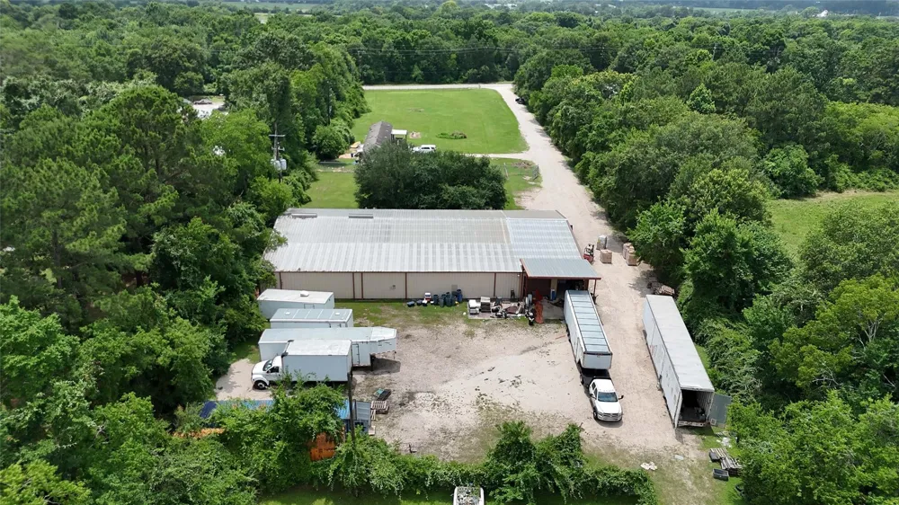 27930 Calvert Road Tomball, TX 77377