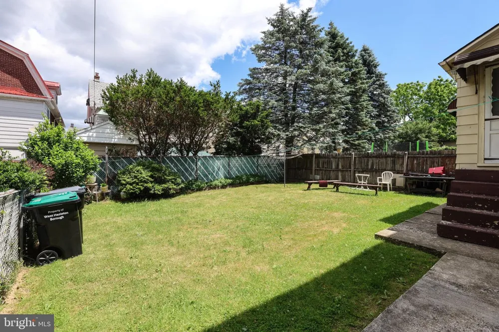 9 HEMLOCK STREET West Hazleton, PA 18202