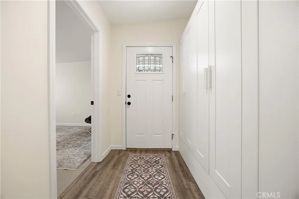 10170 Maude Ave Sunland, CA 91040
