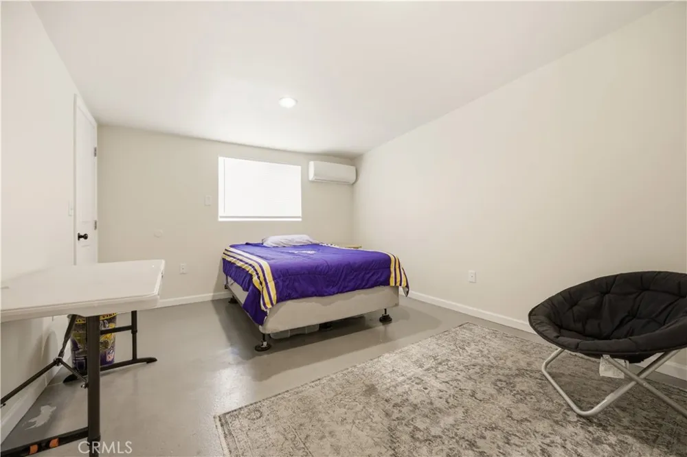 10170 Maude Ave Sunland, CA 91040