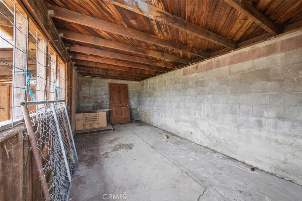 10170 Maude Ave Sunland, CA 91040